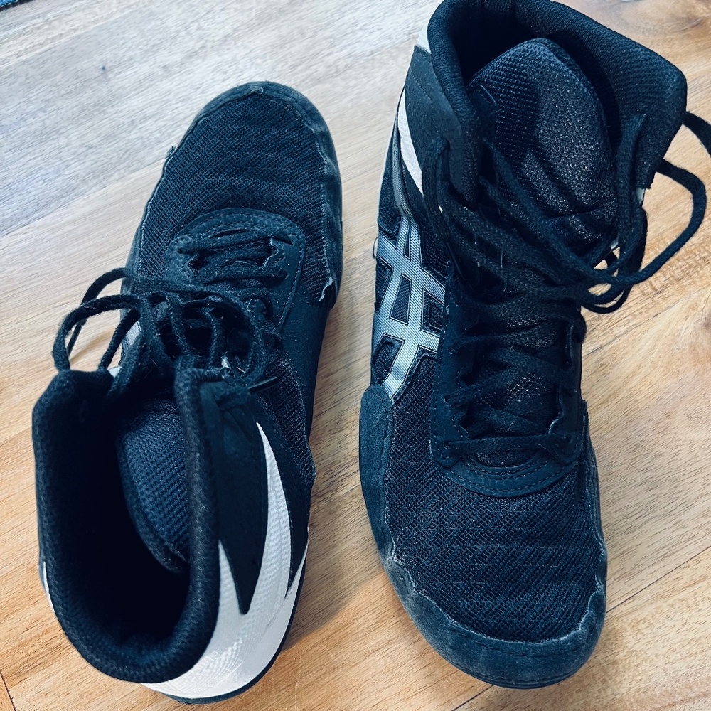 Wrestling Shoes